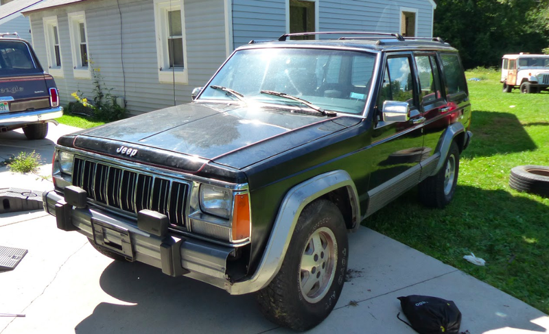 Illustration for article titled I Went Through Hell to Buy This 1991 Jeep Cherokee But Now I Have My Dream Car
